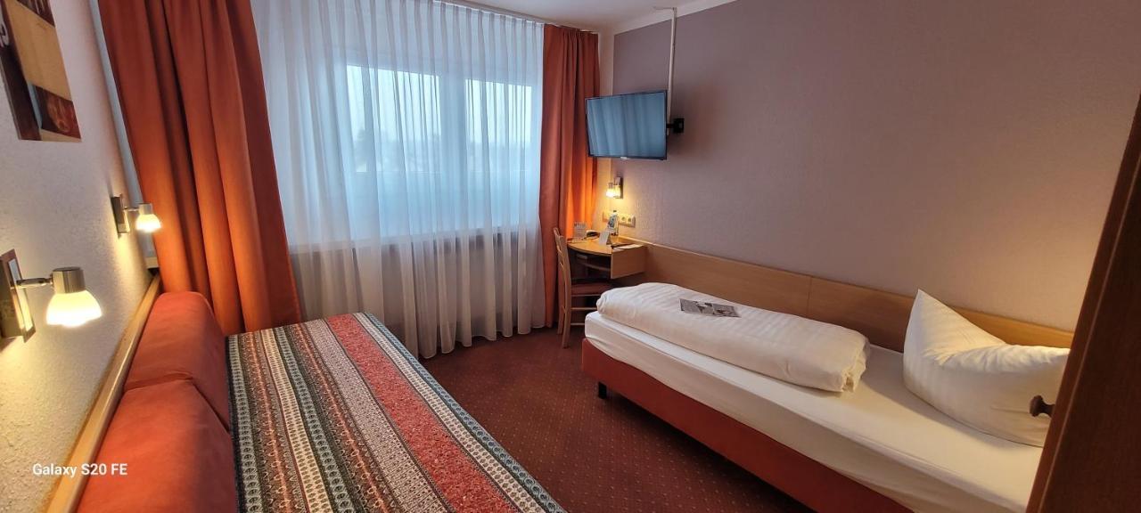 Hotel Restaurant Ruppert Walluf Eksteriør billede